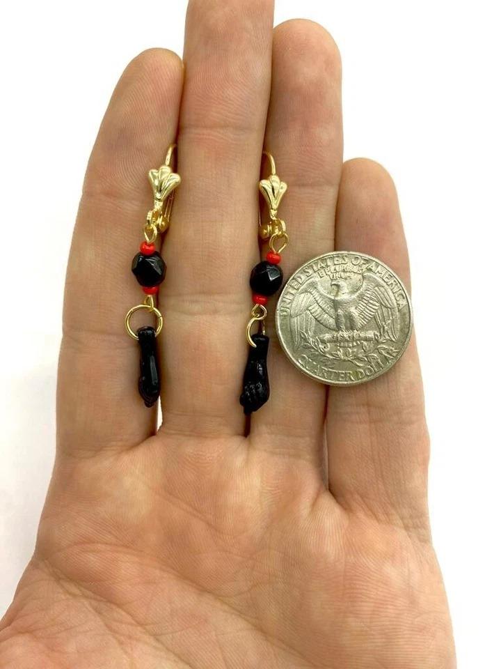 Azabache Lever Back Dangle Earrings