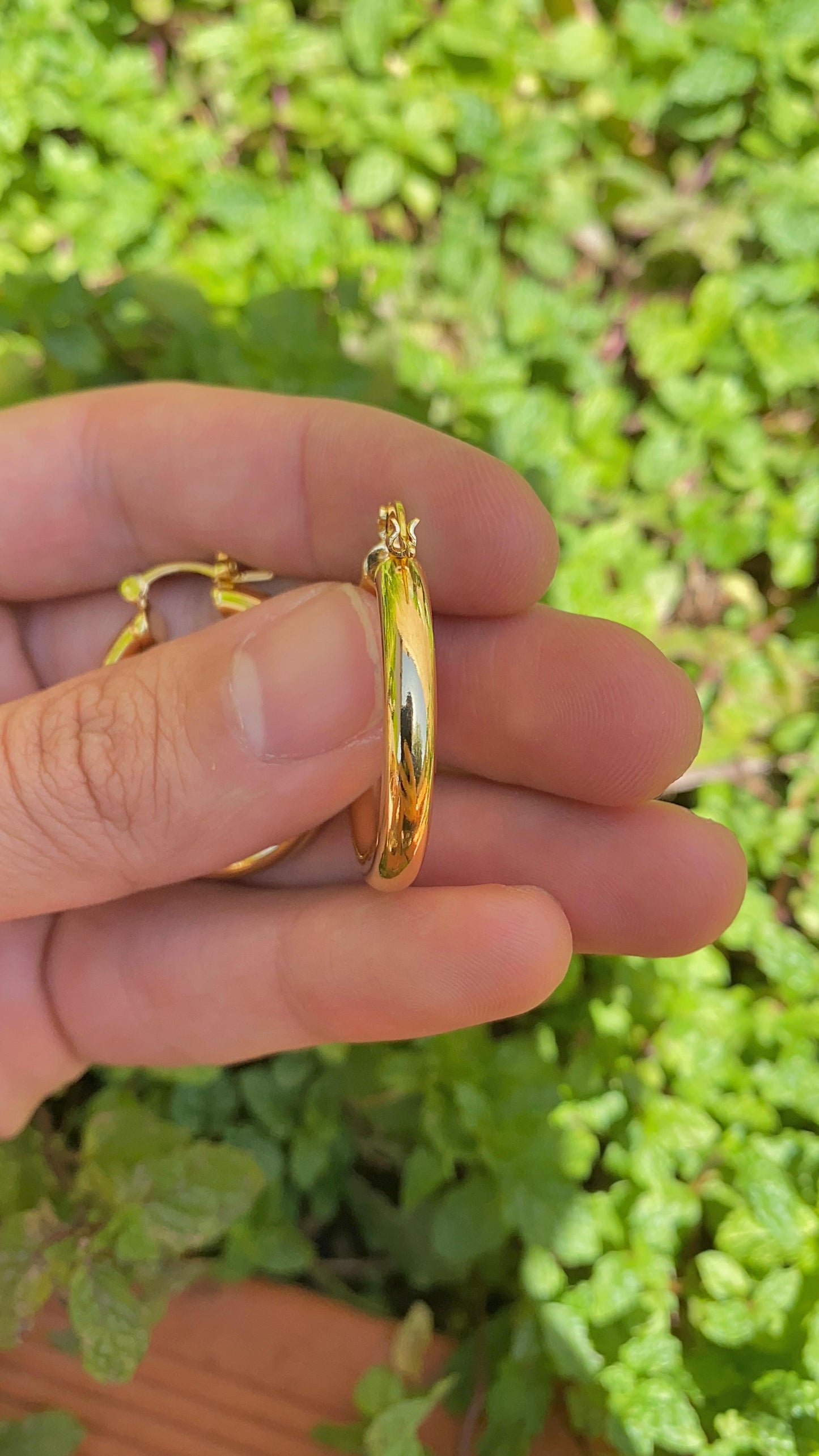 Medium Hoop Earrings Classic 34x30mm
