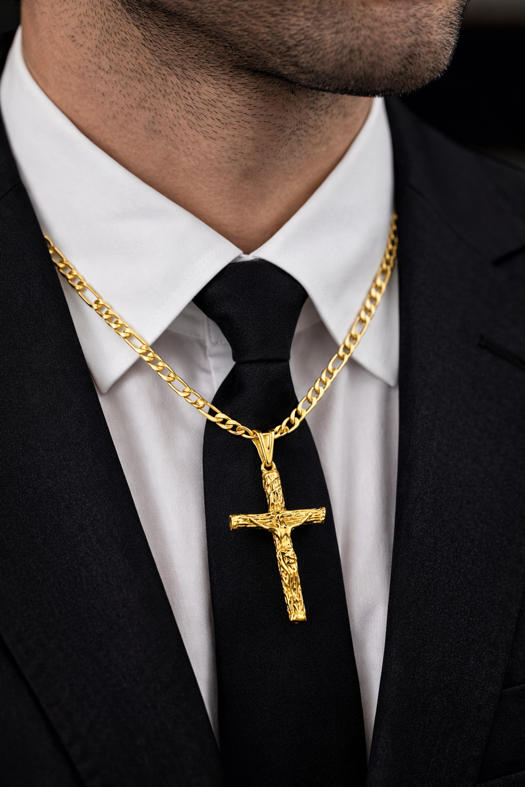 Mens Womens Rustic Cross Necklace 36x23mm Figaro Link Chain