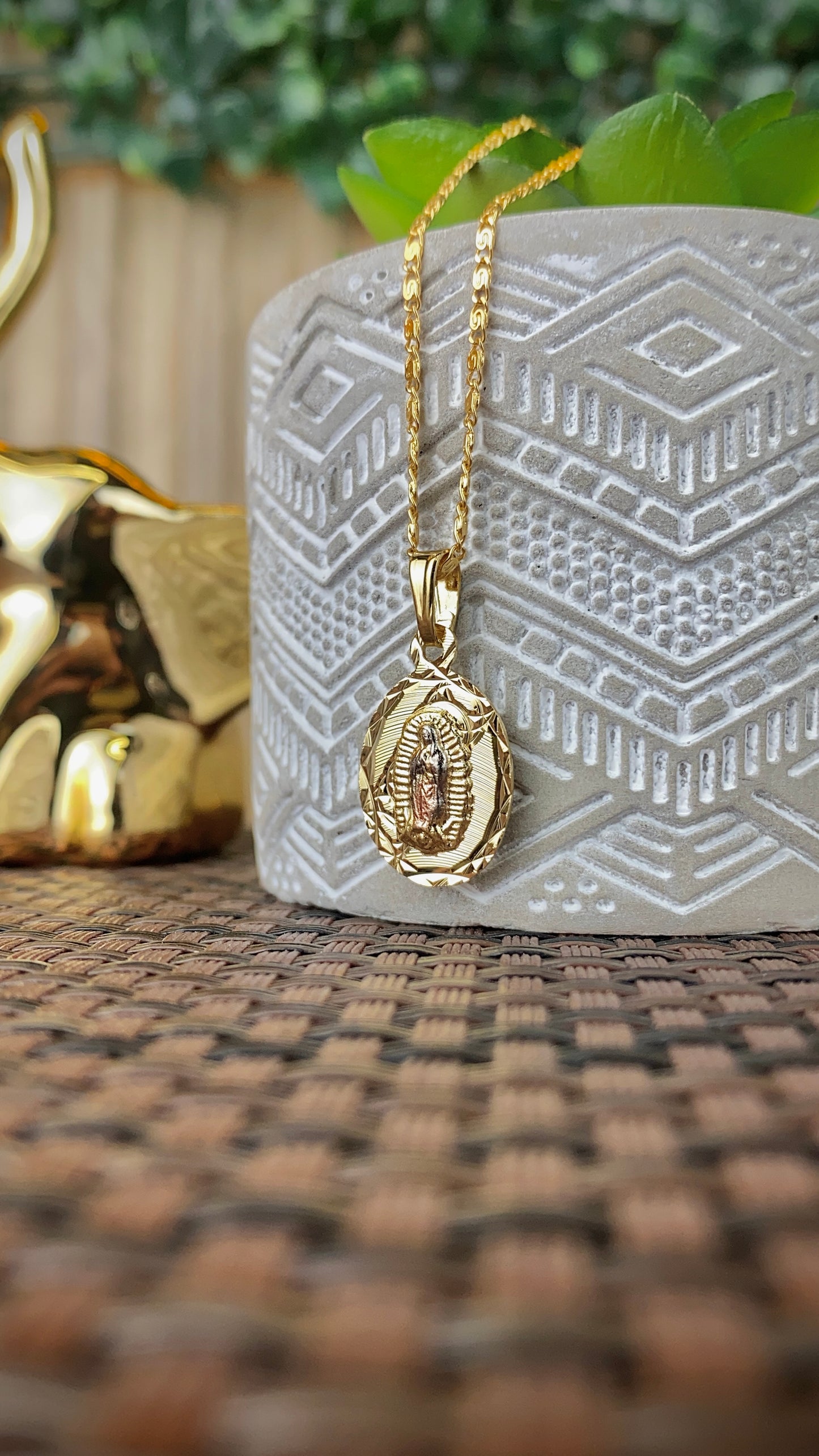Virgen de Guadalupe Necklace Snaill Chain 20"