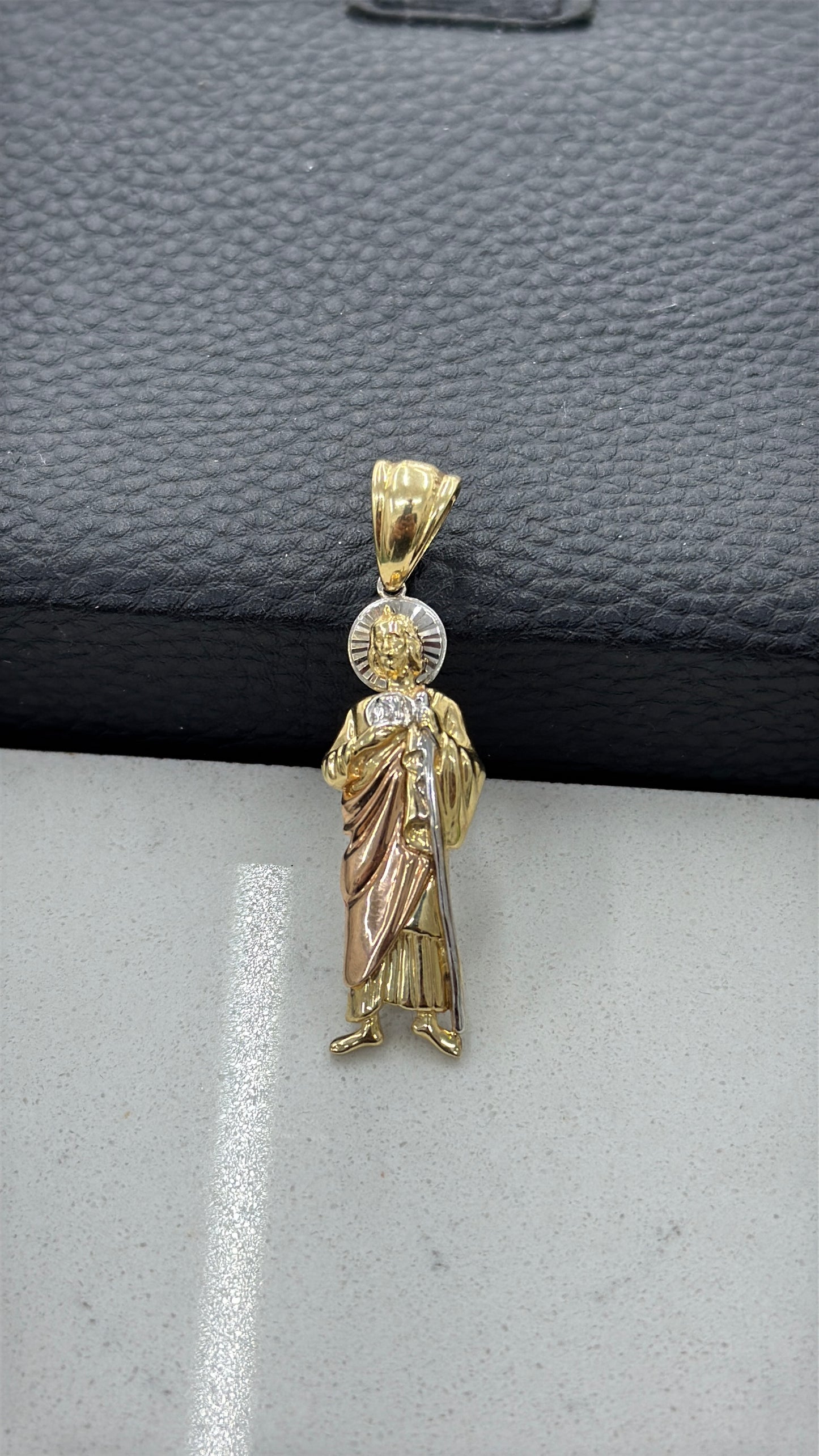 Tri Color 14K Gold San Judas Pendant 4013mm Unisex