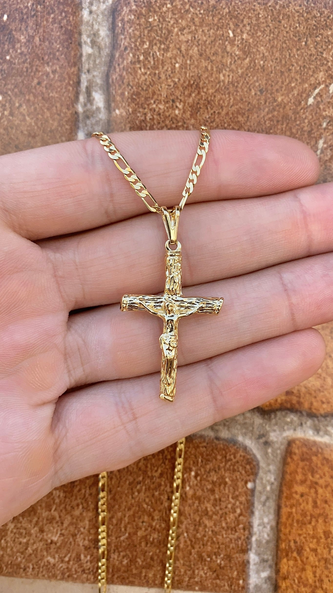 Mens Womens Rustic Cross Necklace 36x23mm Figaro Link Chain