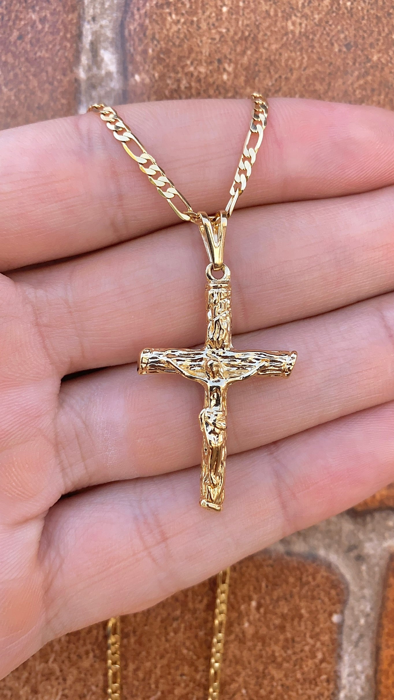 Mens Womens Rustic Cross Necklace 36x23mm Figaro Link Chain