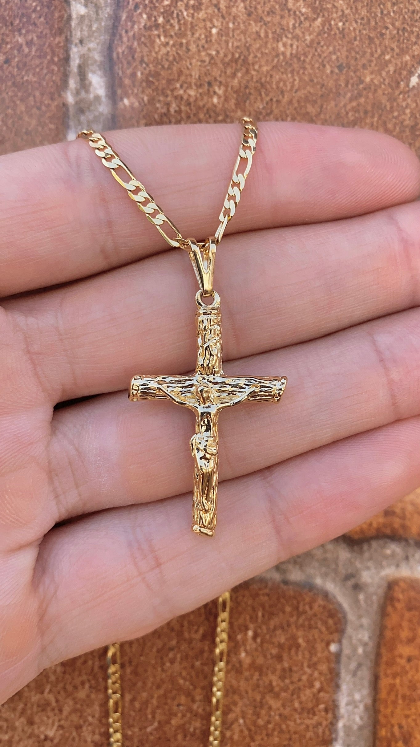 Mens Womens Rustic Cross Necklace 36x23mm Figaro Link Chain