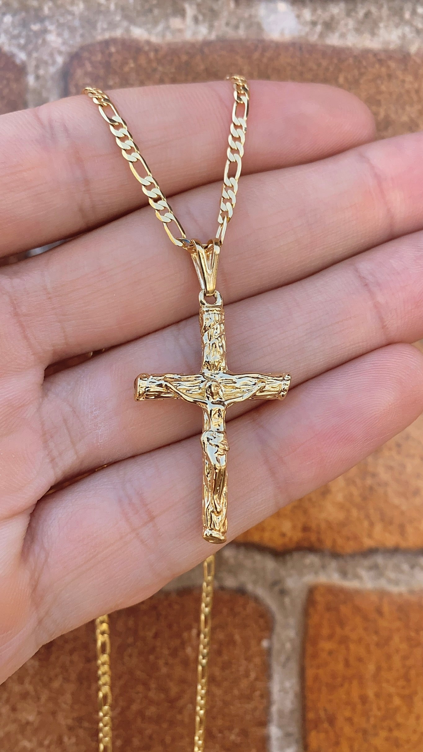 Mens Womens Rustic Cross Necklace 36x23mm Figaro Link Chain