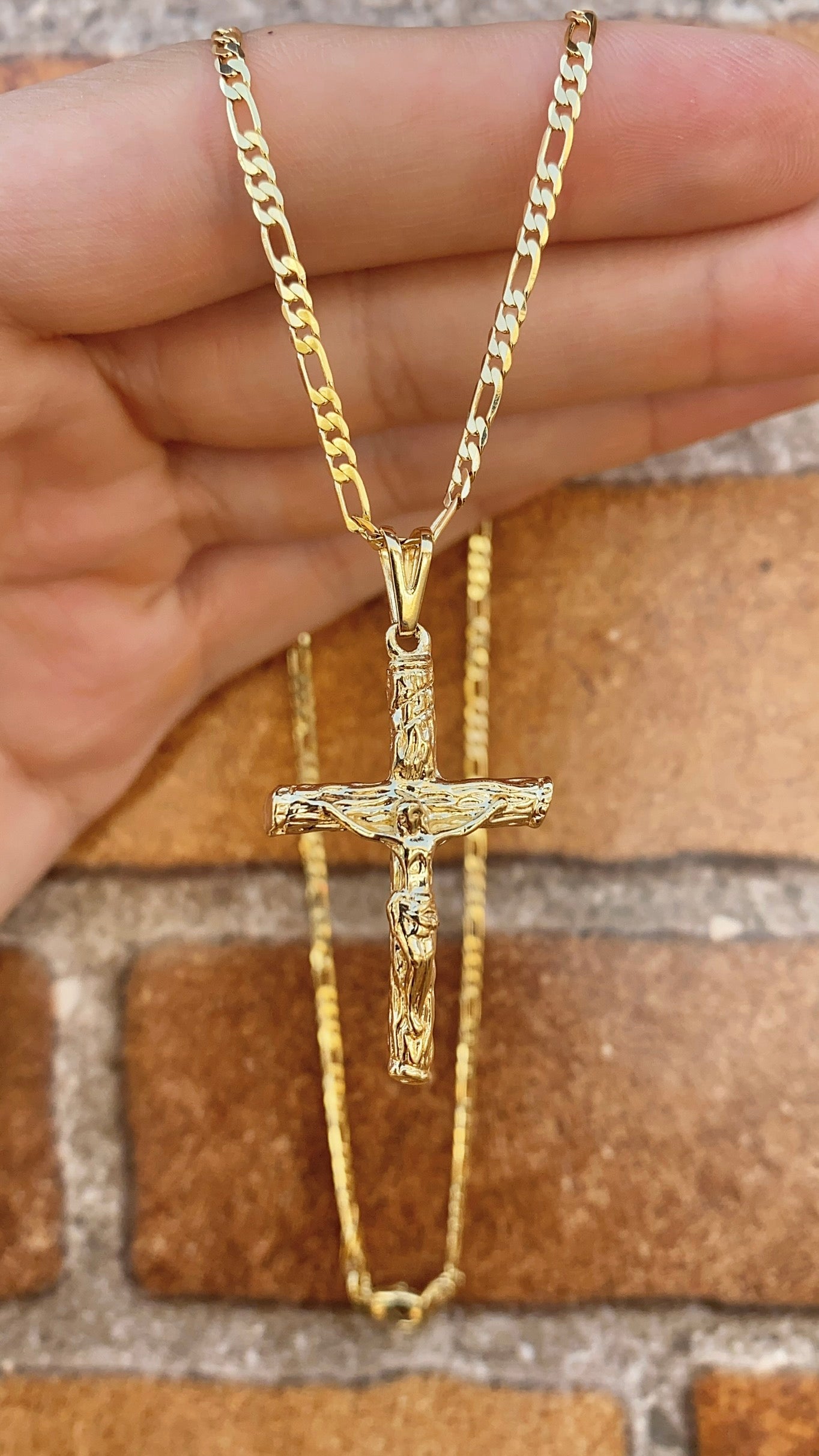 Mens Womens Rustic Cross Necklace 36x23mm Figaro Link Chain
