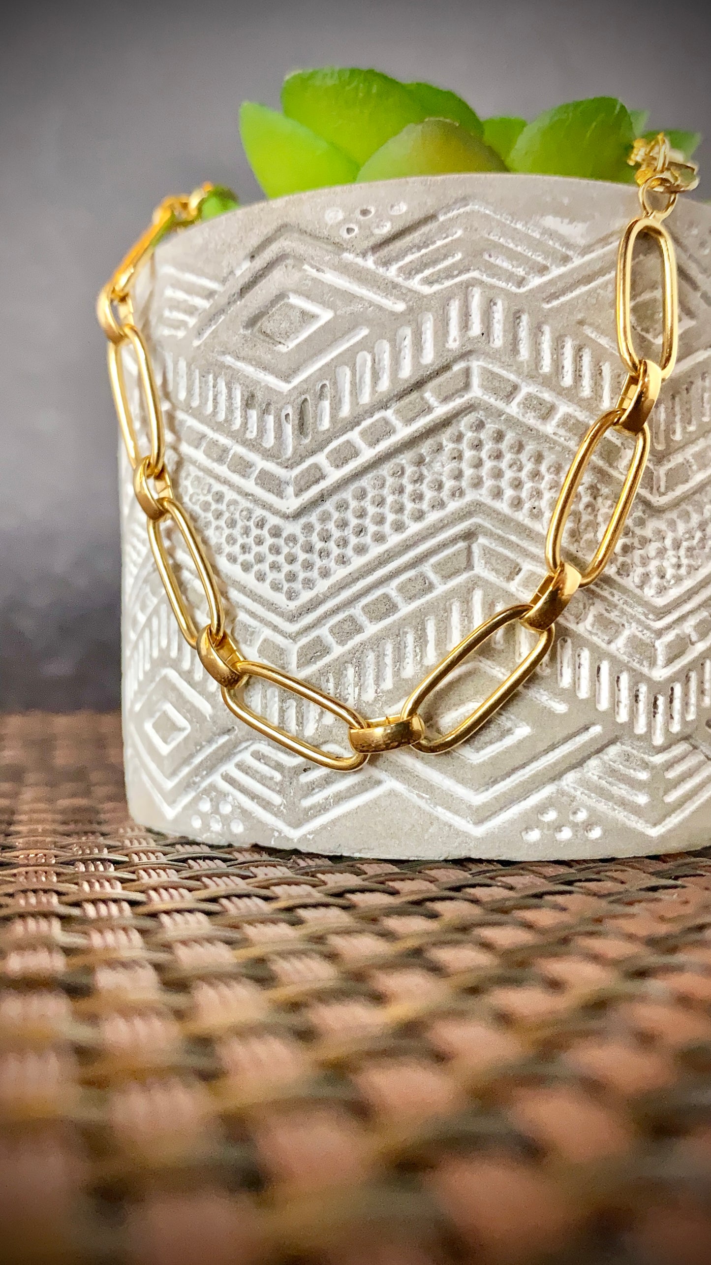 Womens Girls Paper Clip Bracelet 7.5" Fashion