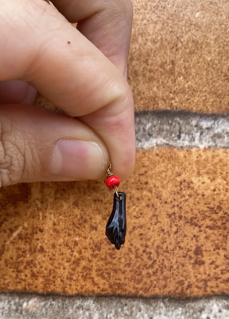 Pendat Black and Red Beads Azabache Jewelry Gifts Mens Womens