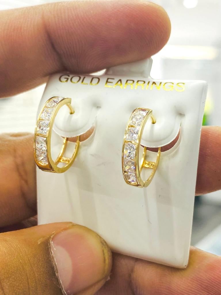 10K Yellow Gold Princess Cut Channel-Set Square CZ Huggies Hoop Earrings 15mm Girls Baby